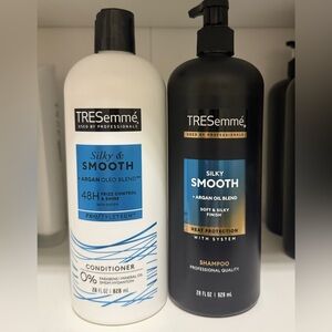 NWT TRESemme Silky Smooth Shampoo and Conditioner Set